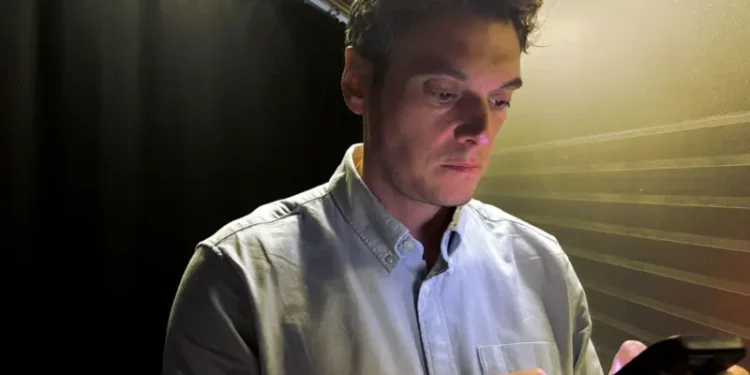 Waligaa uma baahan doontid in aad shaqayso’ dembiilayaal lacag ku siiyay wariye si ay u jabsadaan BBC-da