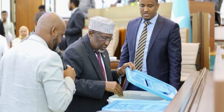 Magacyada Xildhibaanada Soomaaliya ee Barlamaanka Bariga Afrika.