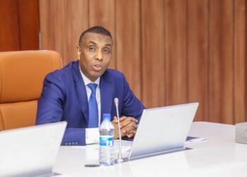 Raisul Wasaare Xamsa oo magacaabis sameeyay.