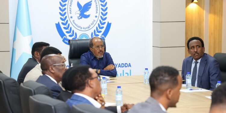 E-VISA iyo PISCES Nidaamyada cusub ee uu bogaadiyay Madaxweynaha.