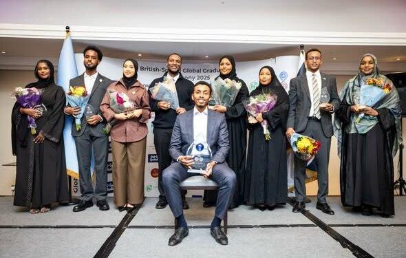 Shirkadda Hormuud oo abaalmarisay arday wax ku baratay dalka Ingariiska