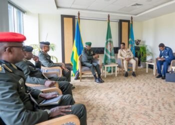 Maxey ka wada hadleen Taliyeyaasha Ciidanka dhulka ee Soomaaliya iyo Rwanda?