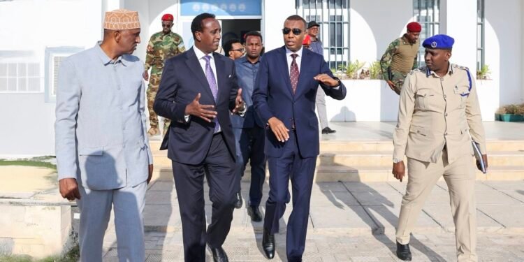 Kormeerka Raisul Wasaare Xamsa ee Xarunta Guddiga doorashooyinka Qaran