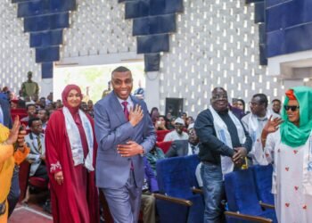 Ra’iisul Wasaare Xamsa “Si dalkeennu mustaqbal u yeesho, waxaa fure u ah in ilmaha Soomaaliyeed mustaqbal wanaagsan loo abuuro”.