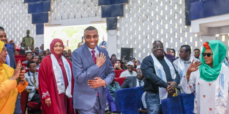 Ra’iisul Wasaare Xamsa “Si dalkeennu mustaqbal u yeesho, waxaa fure u ah in ilmaha Soomaaliyeed mustaqbal wanaagsan loo abuuro”.