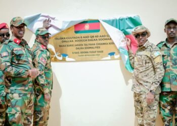 Taliye Odawaa oo xariga ka jaray Talis ciidan oo laga hirgaliyay magaalada Baraawe.