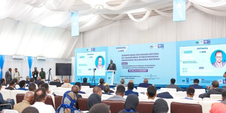 “Bulshada rayidka waa laf-dhabarta dowlad-dhiska dalka”