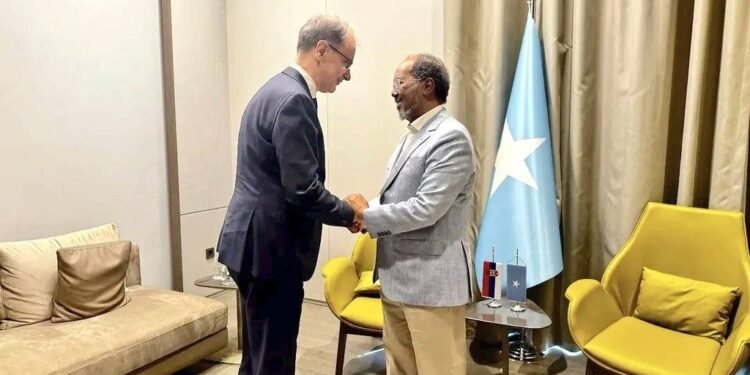 Maxey ka wada hadleen Soomaaliya iyo Serbia?