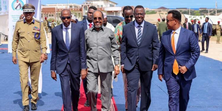 Madaxweyne Xasan Sheekh oo ka qeybgalay Caleemasaarka Ugaaska Murusade