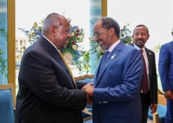 Madaxweyne Xasan Sheekh oo ka qeybgalay Caleemasaarka Ismaaciil Cumar Geelle
