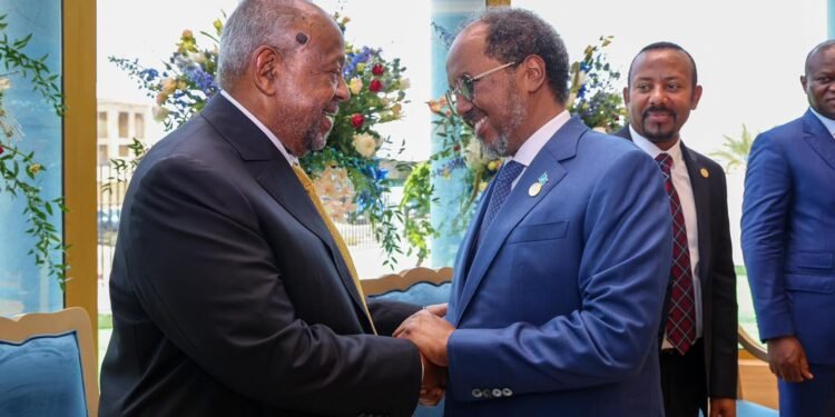 Madaxweyne Xasan Sheekh oo ka qeybgalay Caleemasaarka Ismaaciil Cumar Geelle