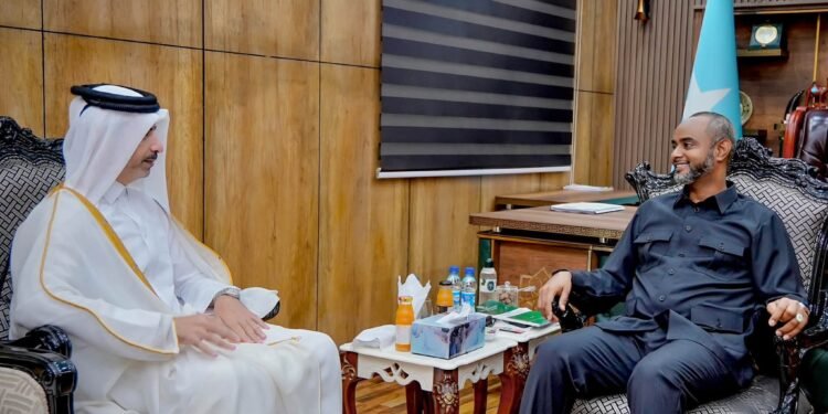 Maxey ka wada hadleen Gudoomiye Jaamac iyo Safiirka dowladda Qatar?