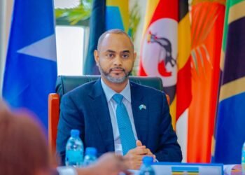 Guddoomiye Jaamac oo Shir Gudoomiyay Kulanka Guddonka Baarlamaanada Bulshada Bariga Afrika.